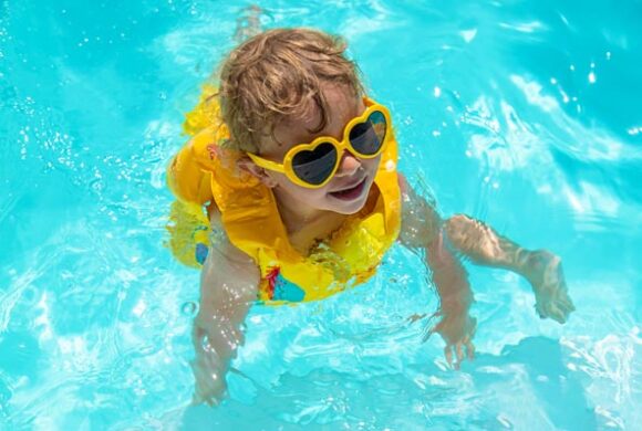 5 Tips  How to teach your Child to Swim